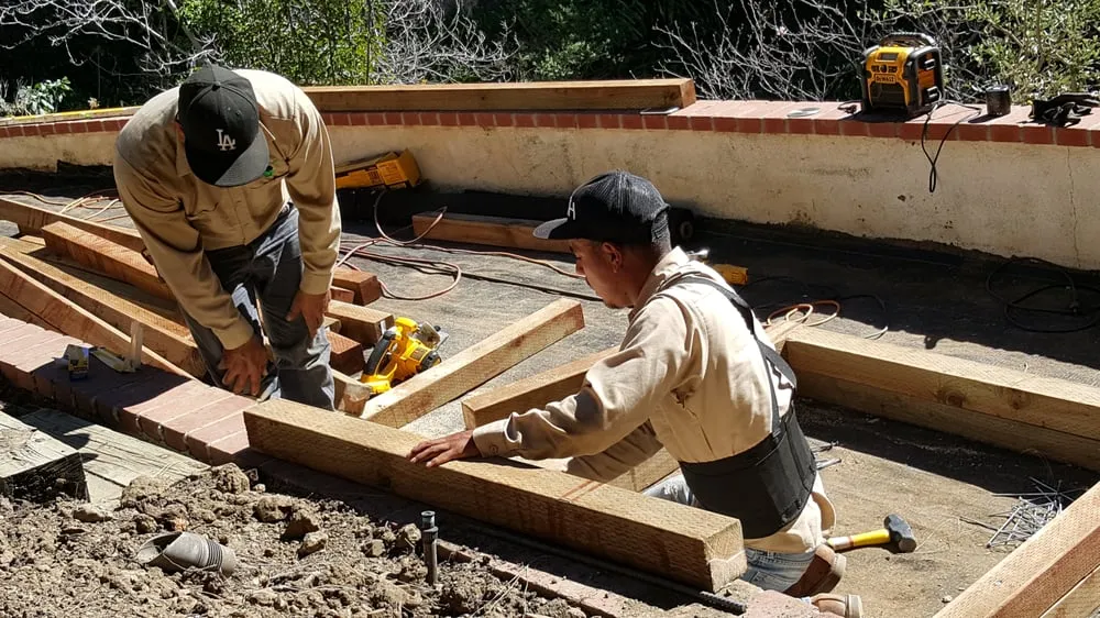 Reliable garden landscaping in Los Angeles, CA by Whitney LAndscape LA