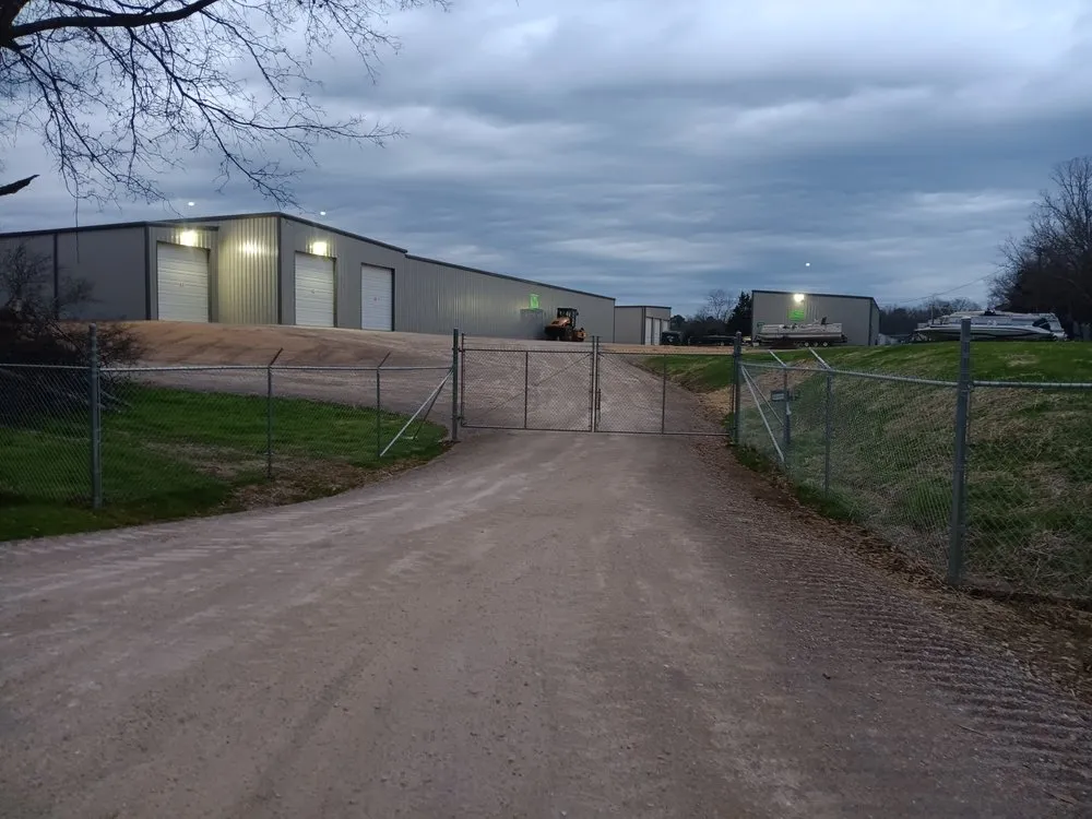 Affordable garden landscaping for beautiful yards across Hot Springs, AR - Whittamore Lawn And Fence