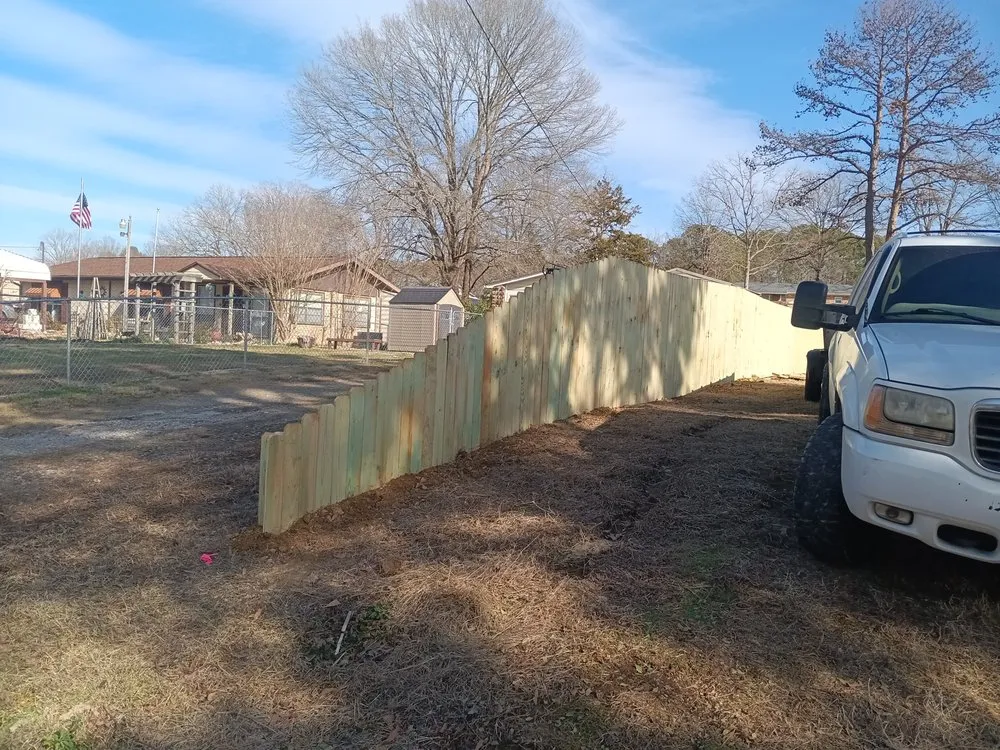Affordable yard maintenance in Hot Springs, AR by Whittamore Lawn And Fence