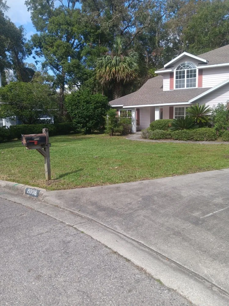 Local residential landscaping in Gainesville, FL by Whittle & Whittle