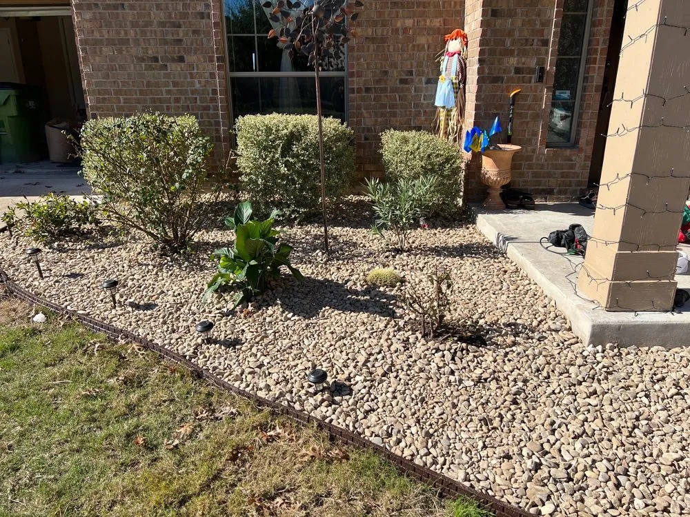 Expert outdoor landscaping experts serving Round Rock, TX - Whittlesey Landscape Supplies