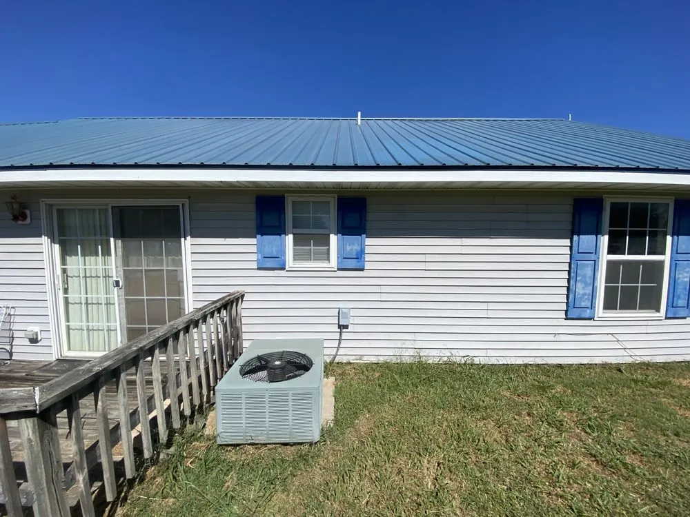 Top-rated lawn mowing service in Springdale, AR by Who’s Next Outdoor Services