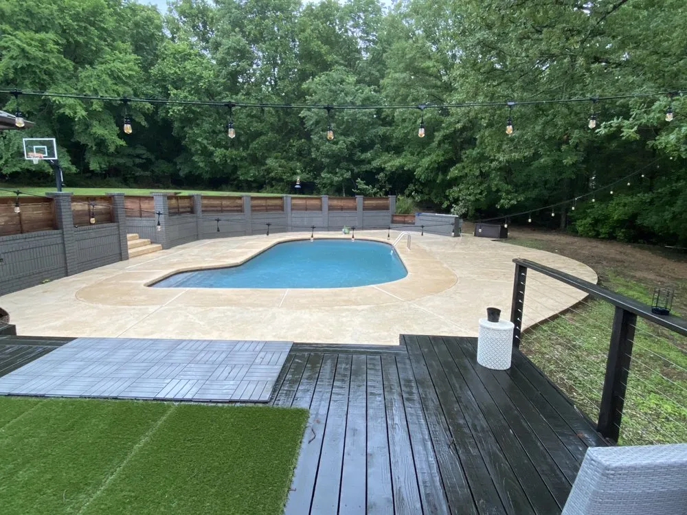 Local yard maintenance for beautiful yards in Springdale, AR by Who’s Next Outdoor Services