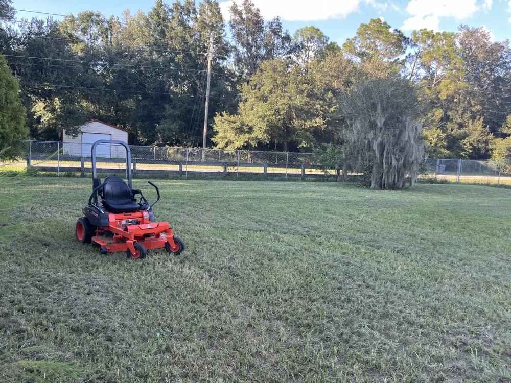 Expert landscaping services in Bartow, FL by Wichi Landscaping