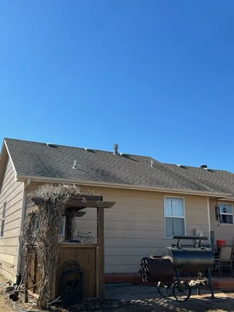 Reliable landscaping services experts serving Wichita, KS - Wichita Exterior Cleaning