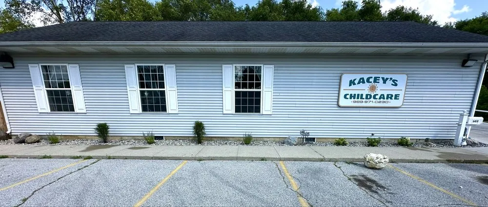 Custom lawn care service in Saginaw, MI by Wickham Landscaping