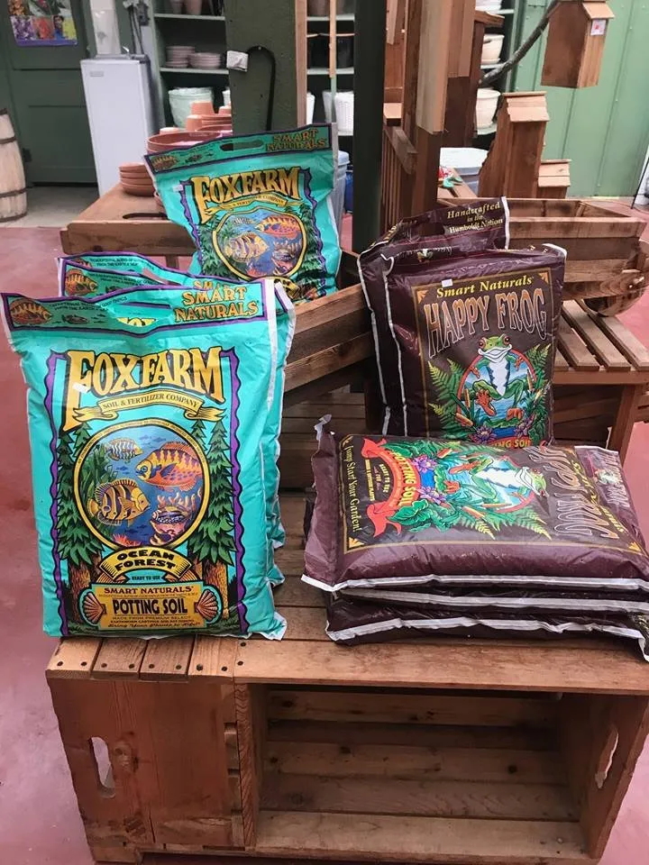 Custom lawn care service experts serving Springfield, MO - Wickmans Garden Village