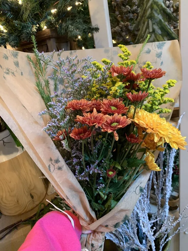 Custom landscaping services in Springfield, MO by Wickmans Garden Village