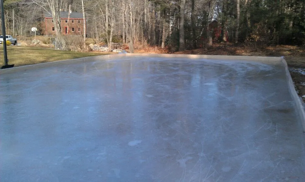 Top-rated yard cleanup service for beautiful yards across Lexington, MA - WikWorks