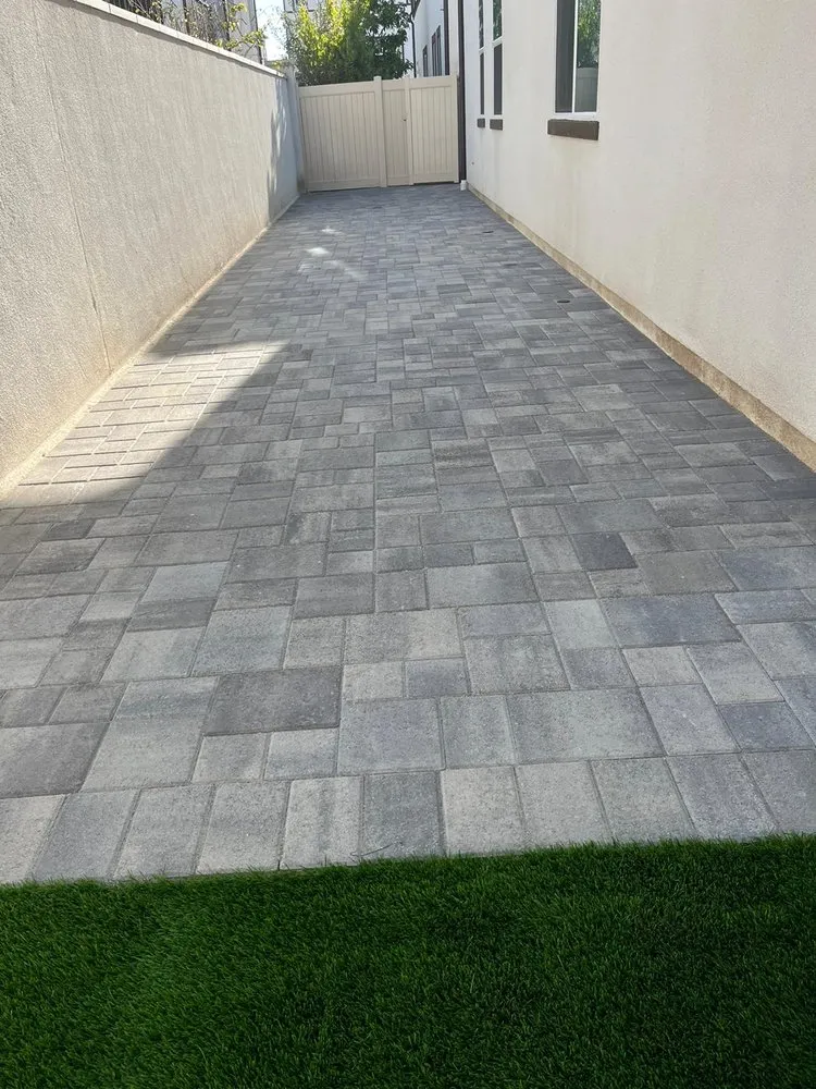 Custom lawn mowing service for beautiful yards in Splendora, TX by Wil Landscaping