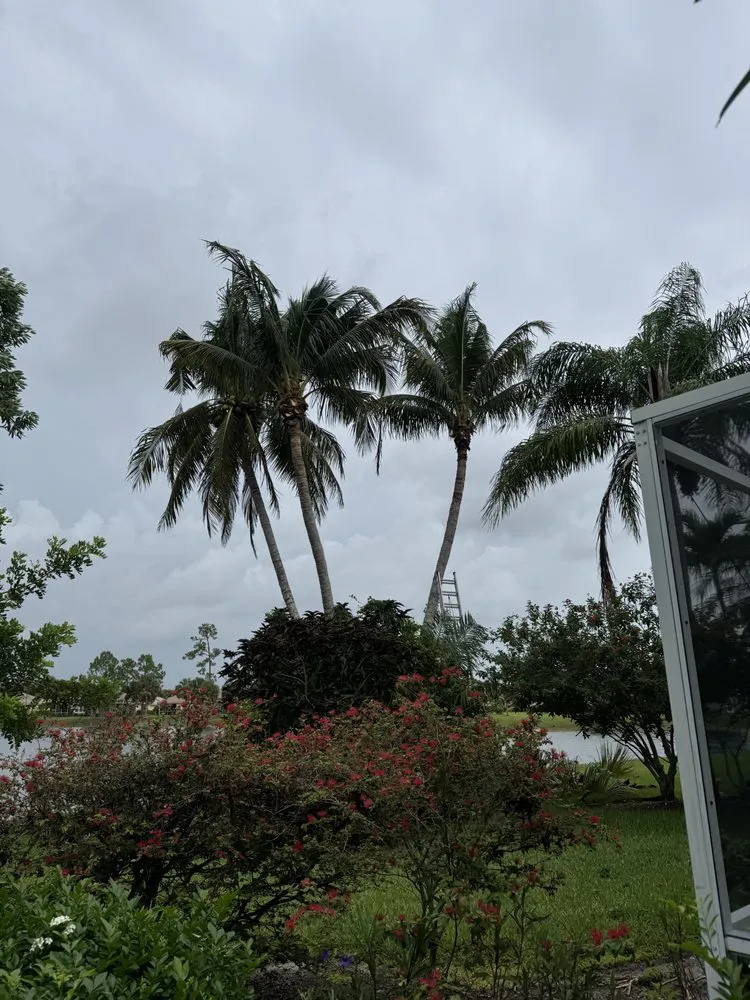 Professional garden landscaping in Naples, FL - Wilbur Lawn Maintenance