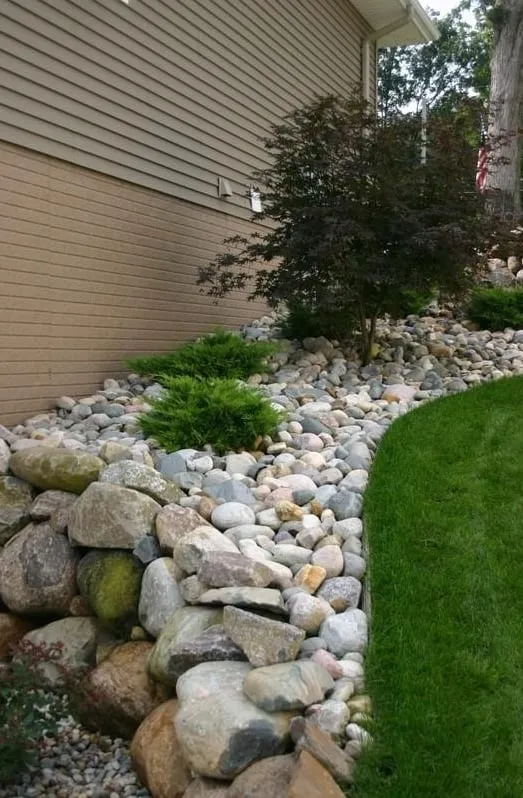 Custom residential landscaping with custom design in Clarklake, MI by Wilcox Lawn & Landscaping