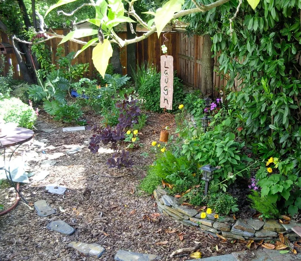 Affordable garden landscaping with custom design in Oakland, CA by Wild Lilac Gardening Services