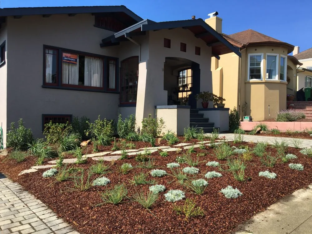 Custom outdoor landscaping in San Francisco, CA by Wild Natives