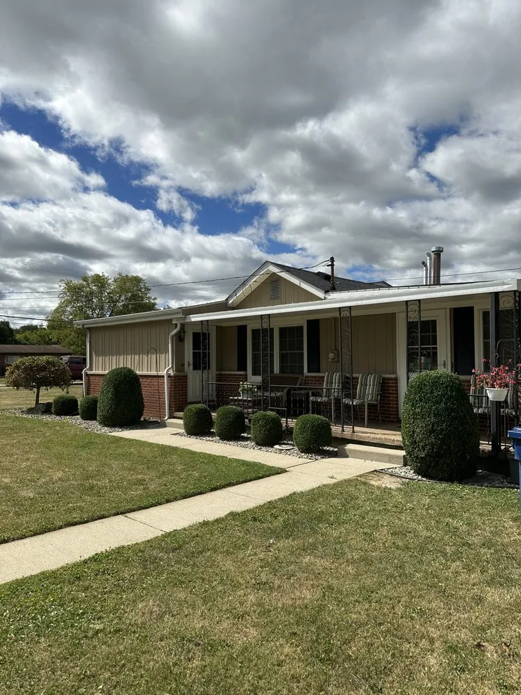 Expert residential landscaping experts serving Yorktown, IN - Wild Roots Landscaping