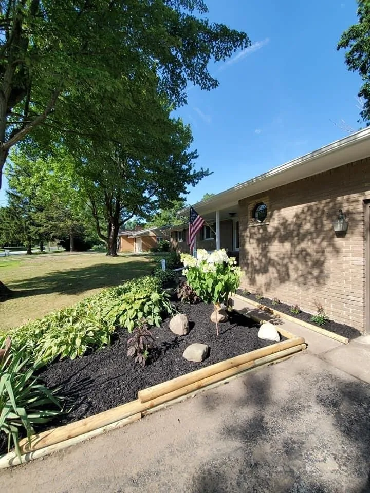 Reliable residential landscaping experts serving Willoughby, OH - Wilde Property Services