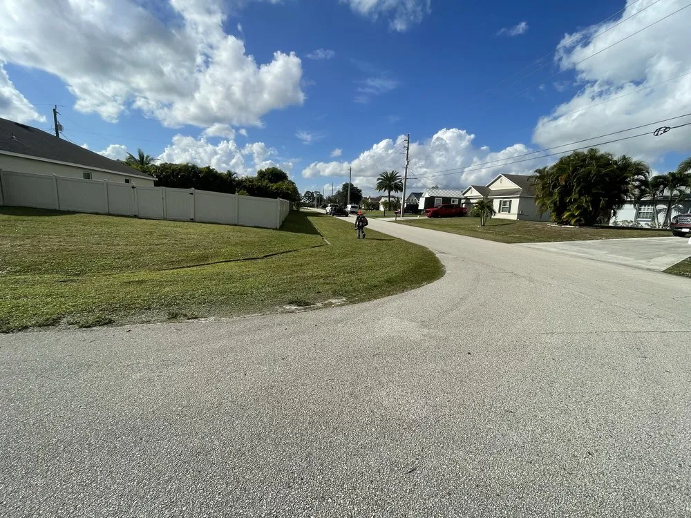 Top-rated yard cleanup service experts serving Okeechobee, FL - Wilder’s Lawn service