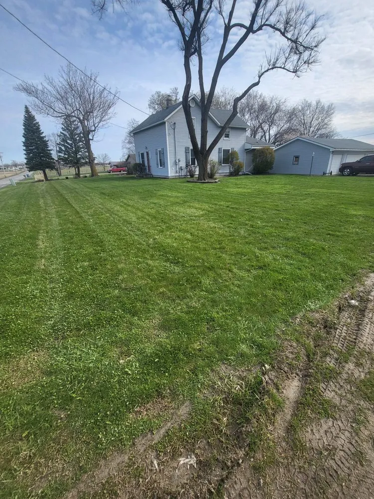 Local yard cleanup service near you in Grabill, IN by Wildewood's Lawn Care