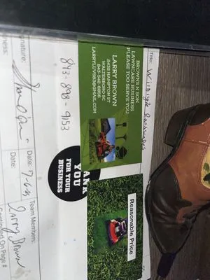 Wildlife Landscaping Logo