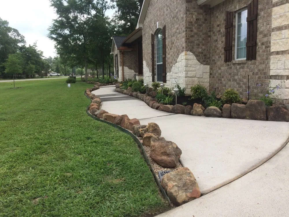 Reliable yard cleanup service in Huffman, TX - Wildman Landscaping