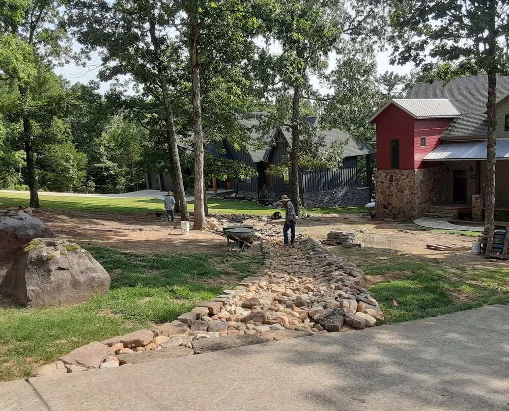 Custom yard cleanup service in Heber Springs, AR by Wildscapes