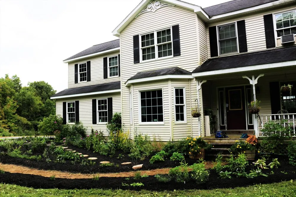 Top-rated yard cleanup service in Valley Falls, NY by WildThings Rescue Nursery