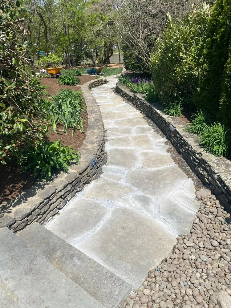 Top-rated garden landscaping experts serving Davidsonville, MD - Wilfredo Hardscaping