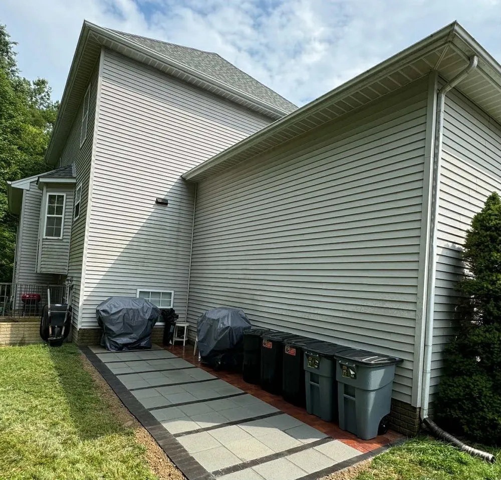 Local lawn mowing service in Davidsonville, MD - Wilfredo Hardscaping