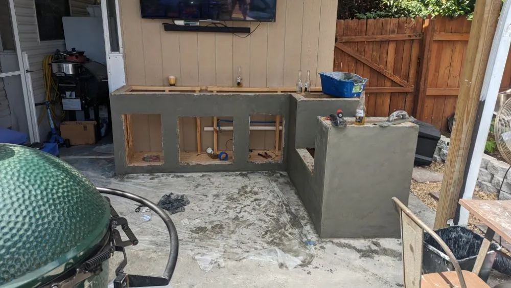 Professional lawn care service experts serving Freeport, NY - Will Handyman