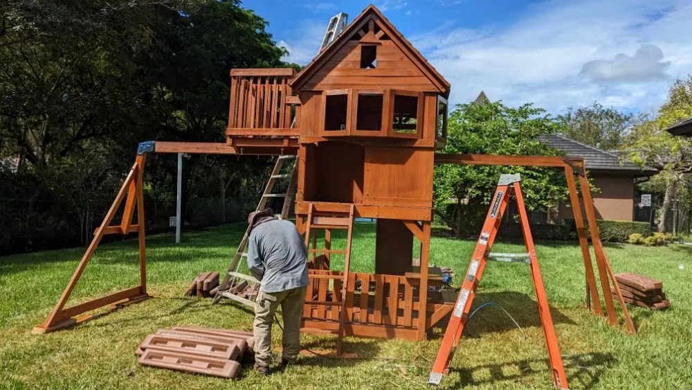 Reliable lawn mowing service in Freeport, NY - Will Handyman