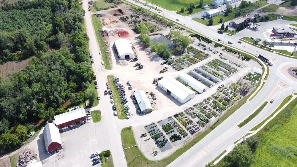 Reliable yard cleanup service experts serving De Pere, WI - Willems Landscape Service