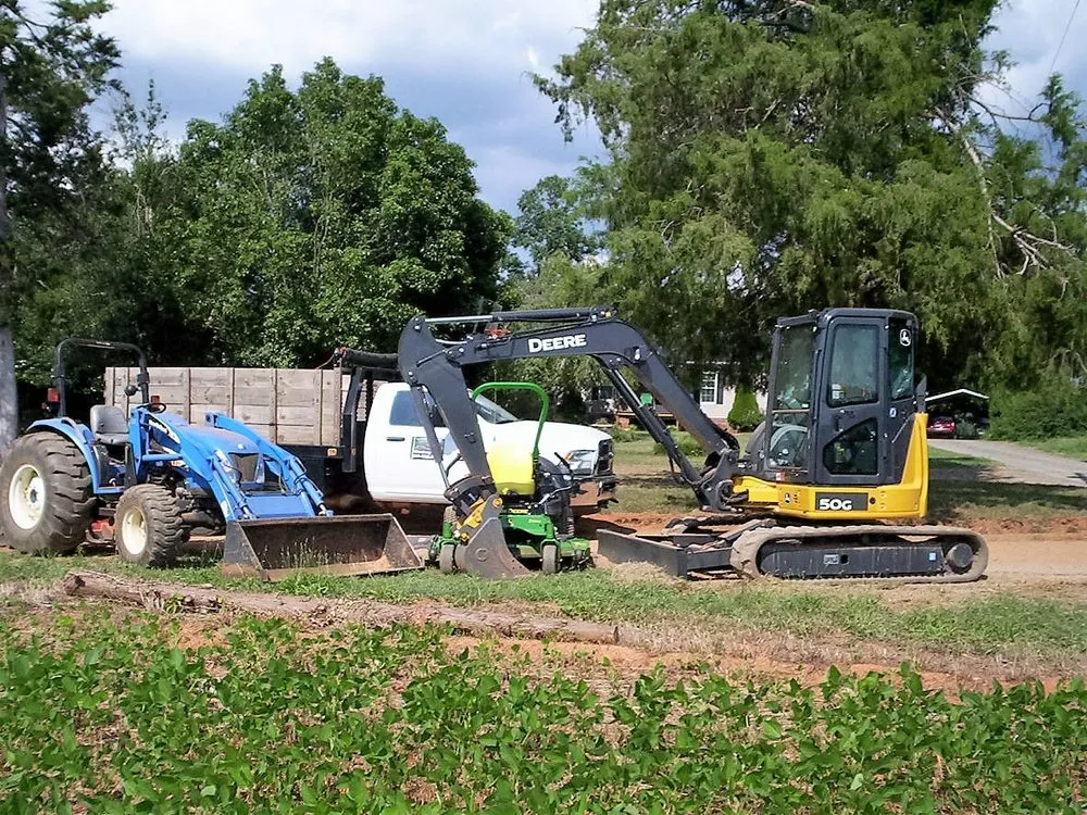 Reliable yard cleanup service in Ramseur, NC by Willenborg Worxs