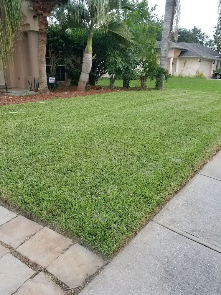 Top-rated lawn mowing service in Rockledge, FL by Willey's Home Service