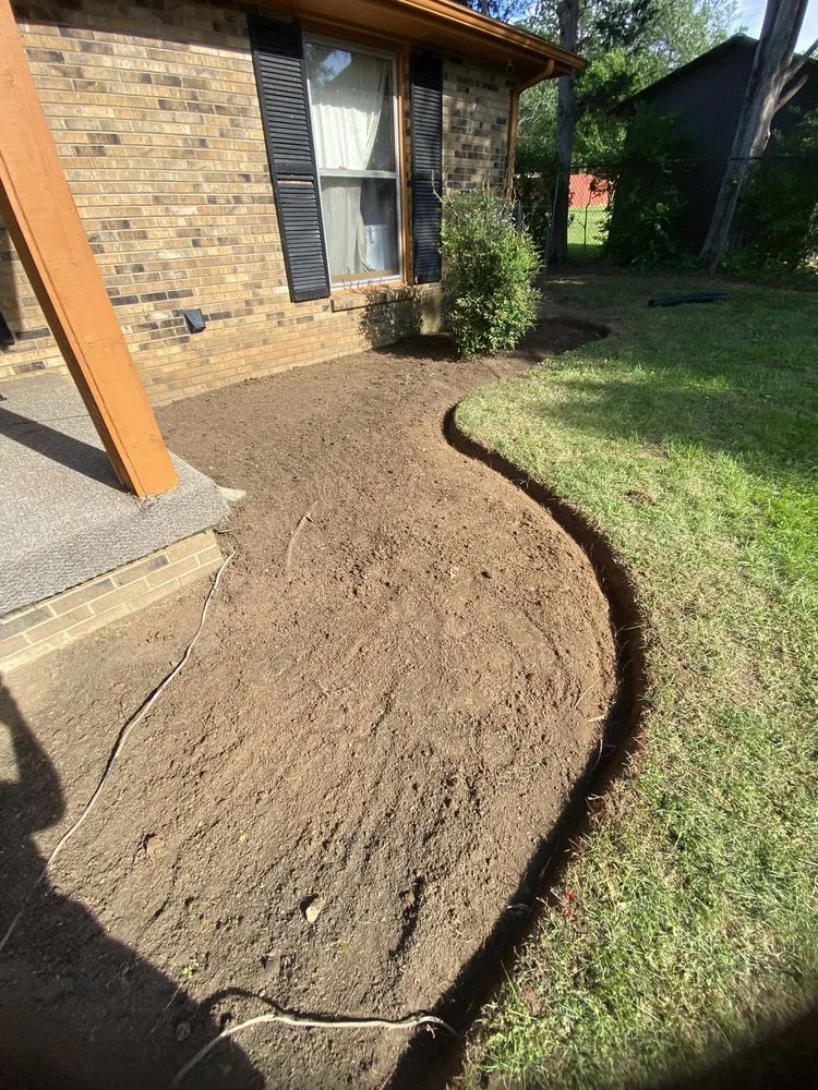 Reliable yard maintenance experts serving Nashville, TN - William Complete Landscaping