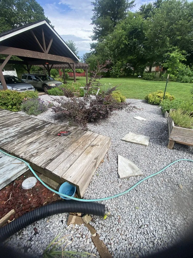 Local garden landscaping for beautiful yards in Nashville, TN by William Complete Landscaping