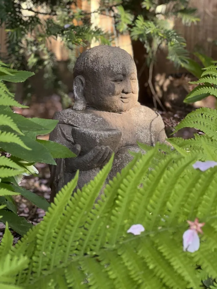 Professional lawn care service for residential properties across Ardmore, PA - William Geraghty Landscaping