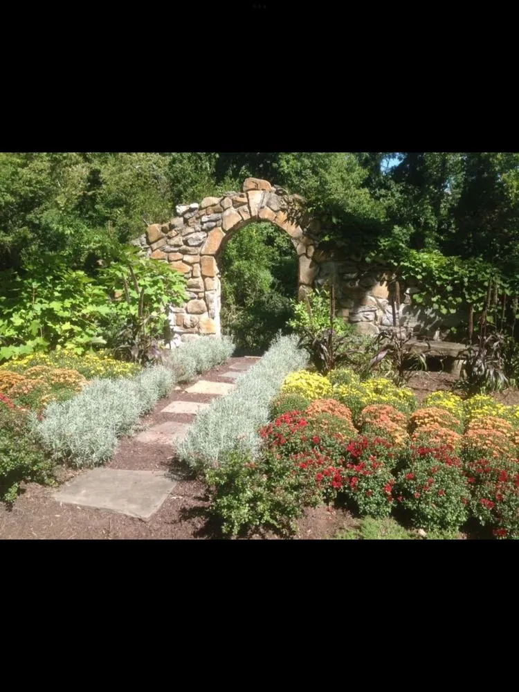 Affordable landscape design experts serving Ardmore, PA - William Geraghty Landscaping