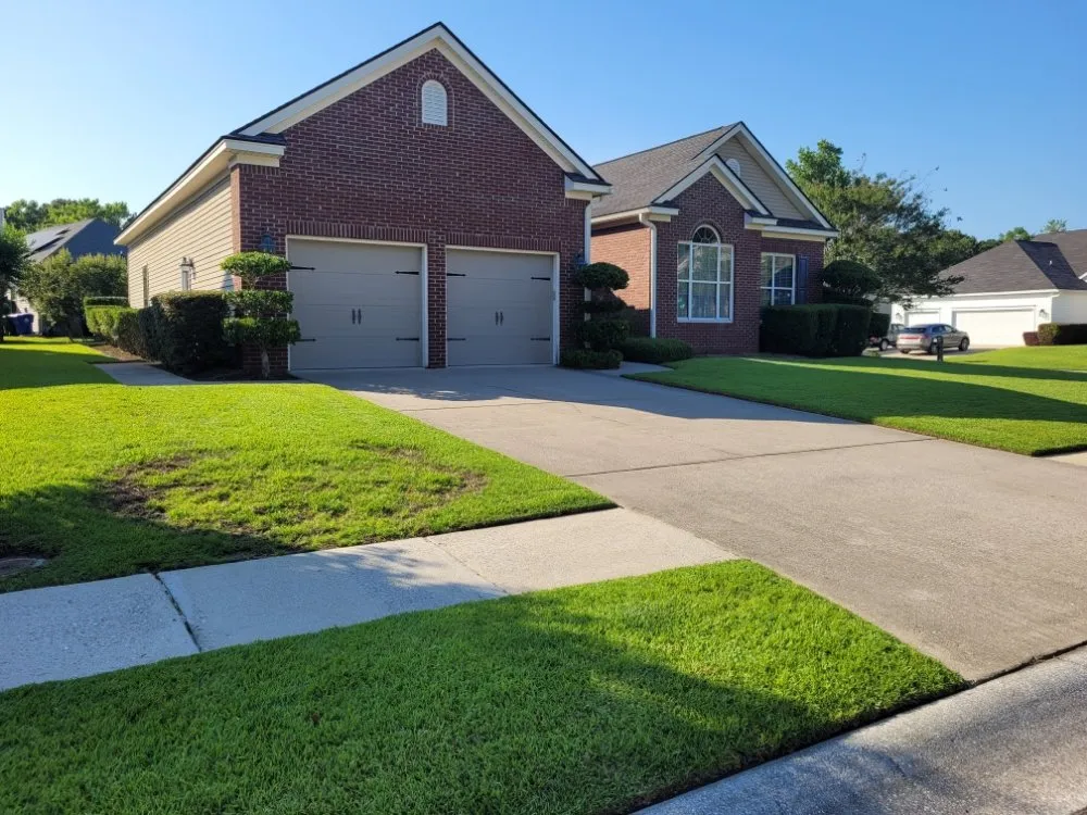 Trusted garden landscaping in North Charleston, SC by William Lawn Care Service