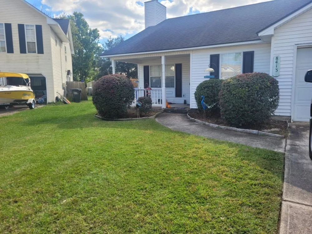 Top-rated landscaping services with custom design in North Charleston, SC by William Lawn Care Service