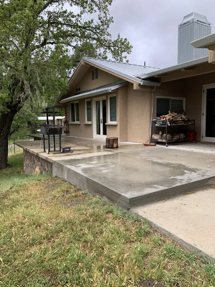 Custom lawn mowing service in Paso Robles, CA - William Lorz Construction