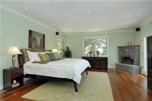 Top-rated lawn mowing service for residential properties across Sonoma, CA - William Patrick Builders