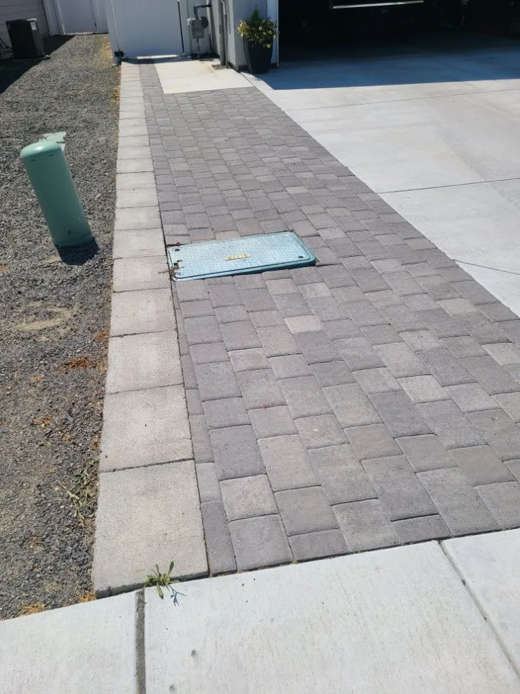 Top-rated yard cleanup service with custom design across Kennewick, WA - Williams Landscaping & Construction