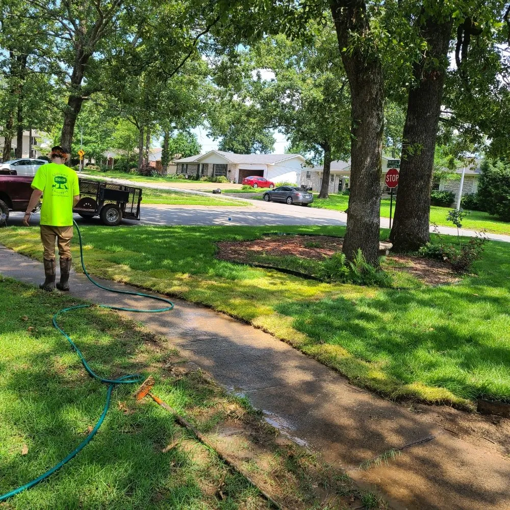 Professional yard cleanup service in Conway, AR by Williams Landscaping