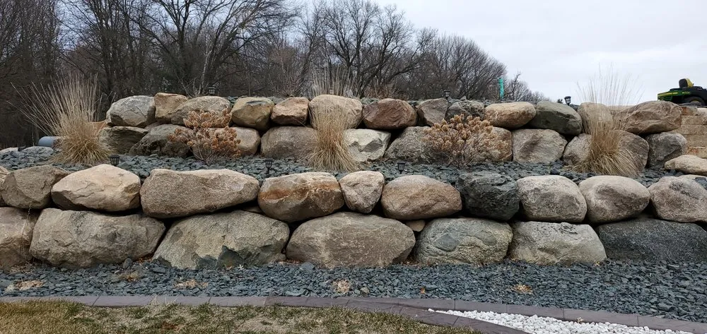 Custom garden landscaping experts serving East Bethel, MN - Williams Landscaping