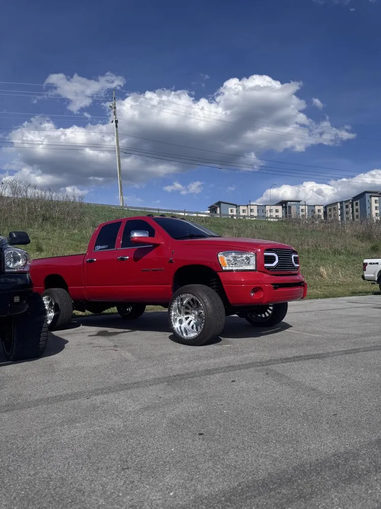 Local yard maintenance for outdoor upgrades across Knoxville, TN - Williams Landscaping