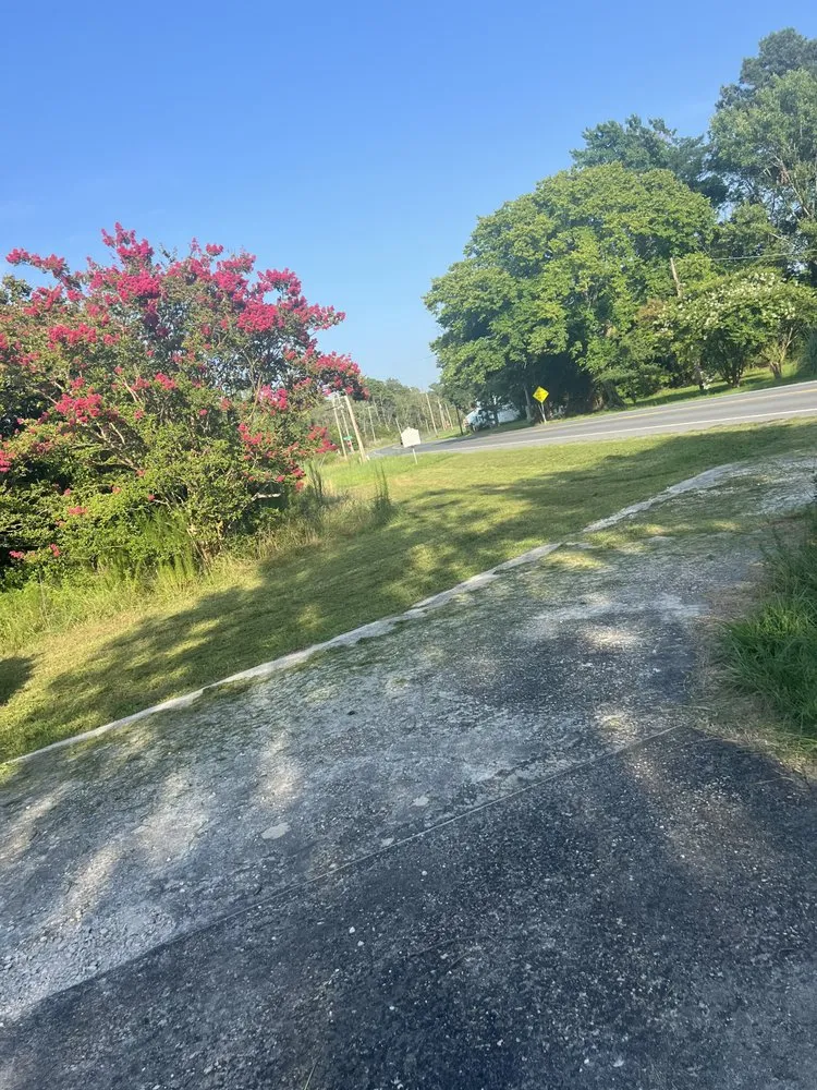 Professional residential landscaping for homes in Snow Hill, MD by Williams Landscaping