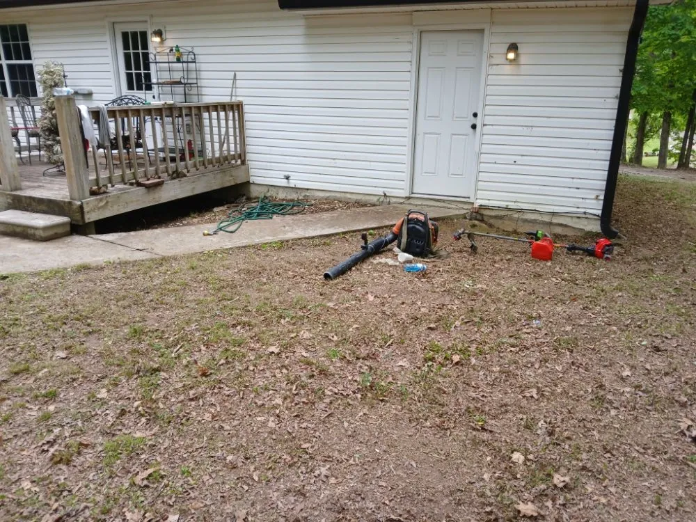 Custom lawn mowing service experts serving Cleveland, TN - William's Lawn Care