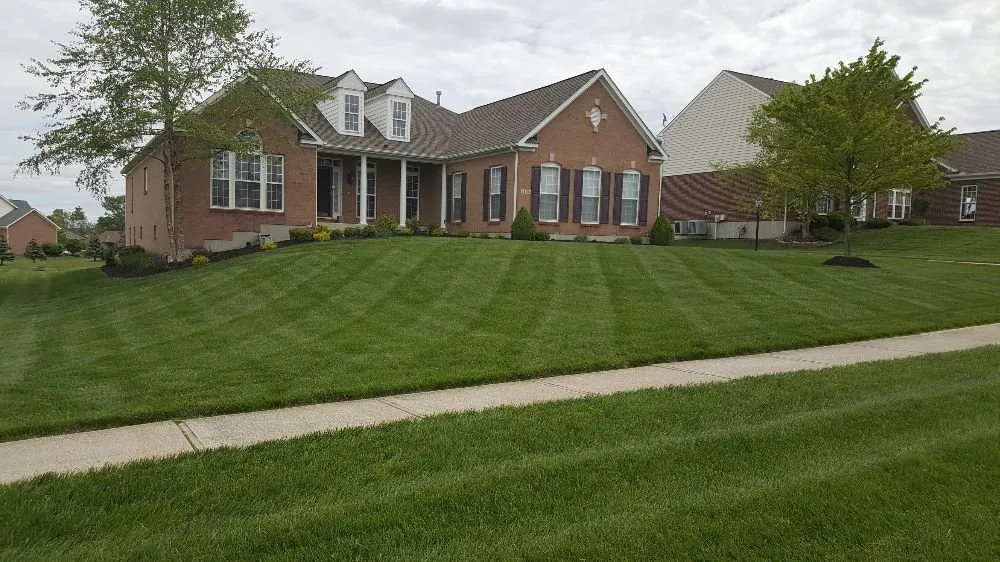 Custom lawn care service in Butler County, OH - Williams Lawn Service