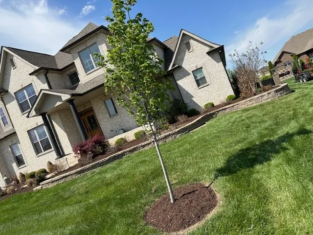 Affordable residential landscaping with custom design across Clarksville, TN - Williams Lawncare & Landscaping