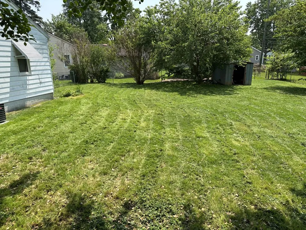 Local outdoor landscaping in Evansville, IN by Williams Lawncare & Landscaping